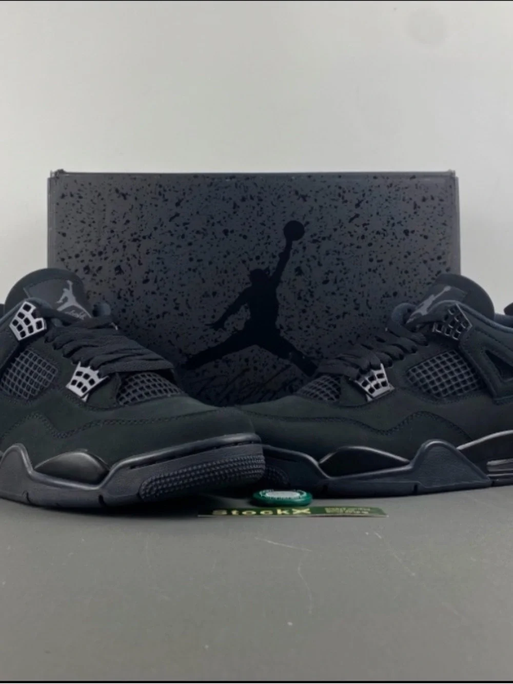 Jordan Men’s Retro Sneaker - Black